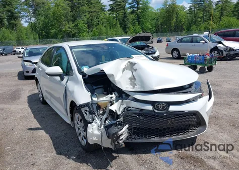 2020 Toyota Corolla Le z USA, uszkodzony, nr VIN 5YFEPRAE0LP111822